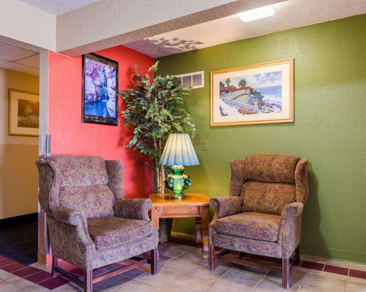 Econo Lodge Ottawa Esterno foto